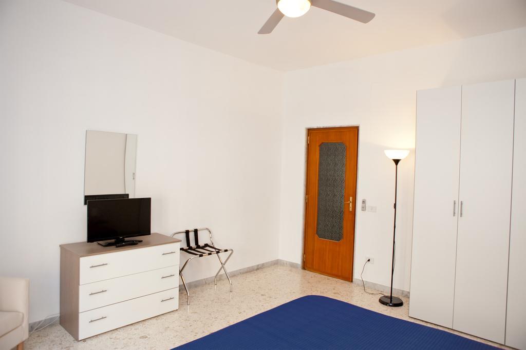 Maipiusenza House Apartment Monopoli Luaran gambar