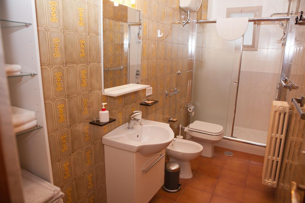 Maipiusenza House Apartment Monopoli Bilik gambar